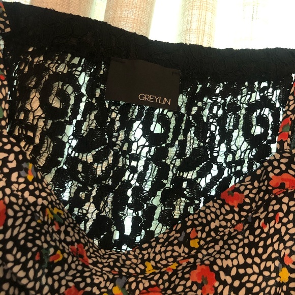 Spaghetti strap blouse - Picture 4 of 4